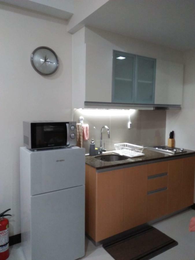 101 Newport Boulevard C1 Apartment Manila Bagian luar foto