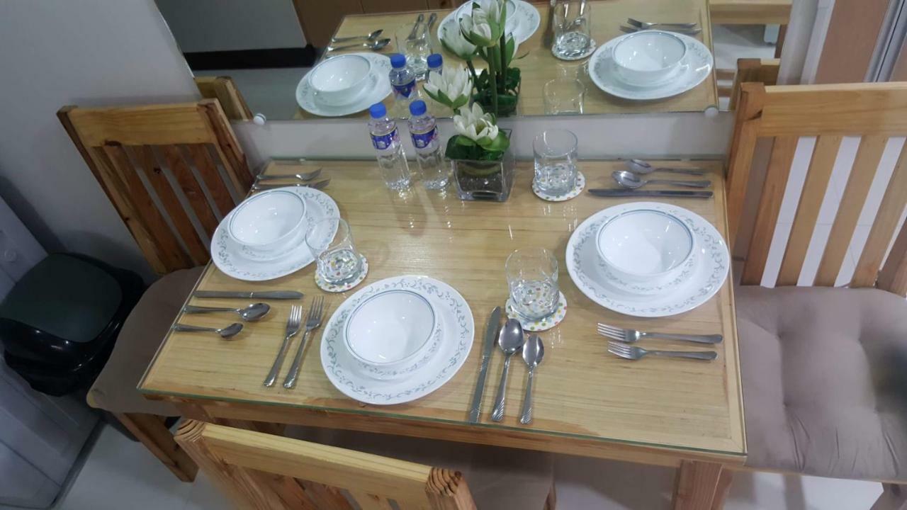 101 Newport Boulevard C1 Apartment Manila Bagian luar foto
