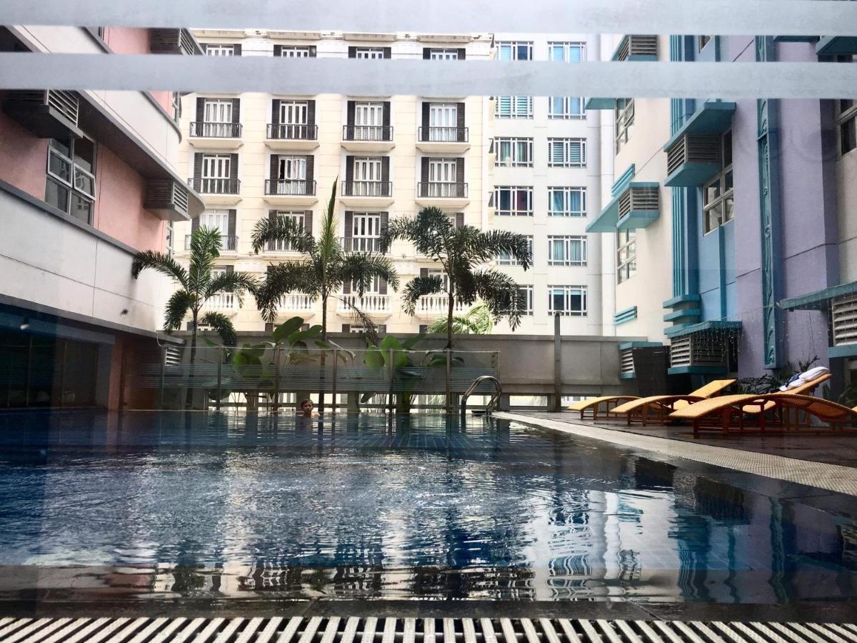 101 Newport Boulevard C1 Apartment Manila Bagian luar foto